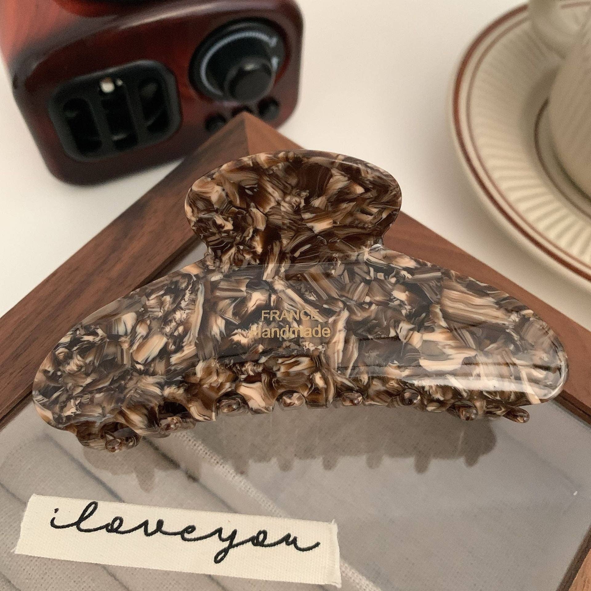 Dipped Shop - Vendita all'ingrosso Fermaglio per capelli - Donna - Clip ad artiglio a pois color caramello floreale DPJC42