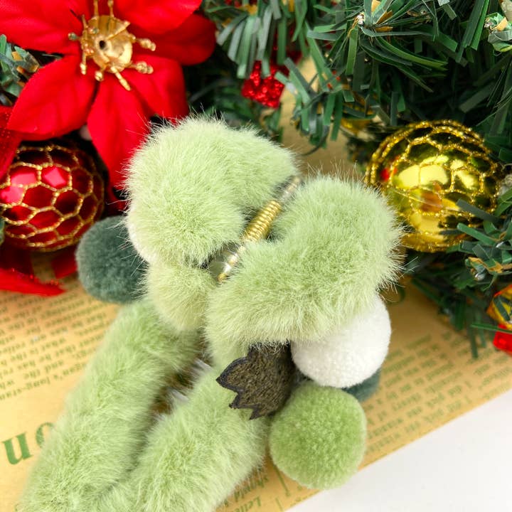 TheDivaSoap - Wholesale Hair Clip - Women's - Plush Pom Pom Christmas Hair Clips2