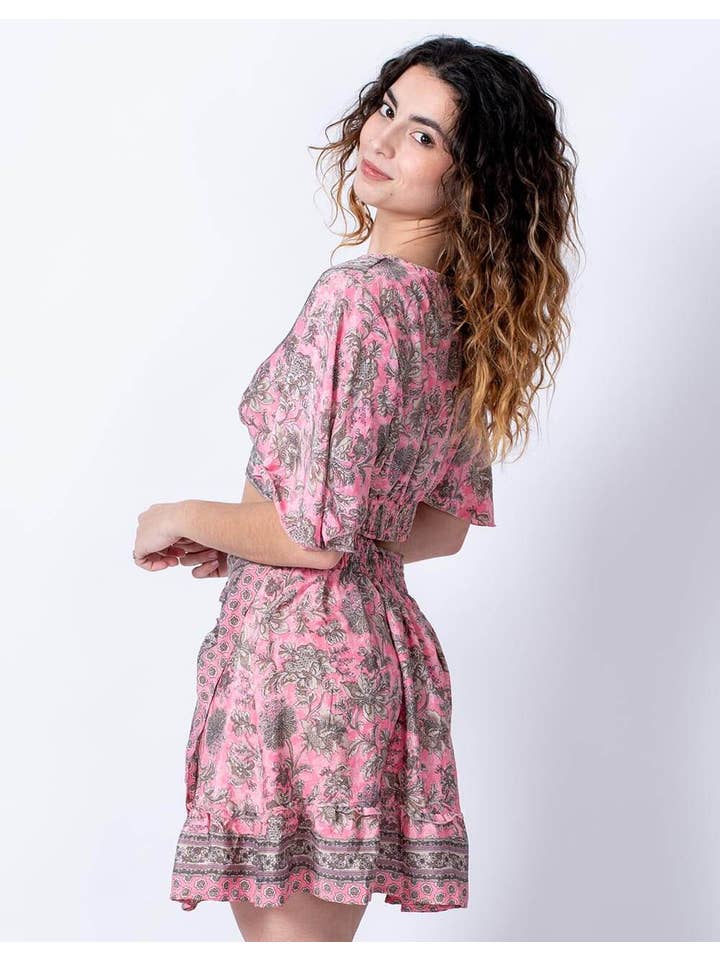 Rose Conjunto feminino de verão com saia curta e top de seda estampado rosa para venda a revendedores na Faire1