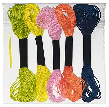 URSUS® / Buntpapierfabrik Ludwig Bähr GmbH & Co. KG - Wholesale Craft Sewing Kit - Squirrel cross stitch craft kit3