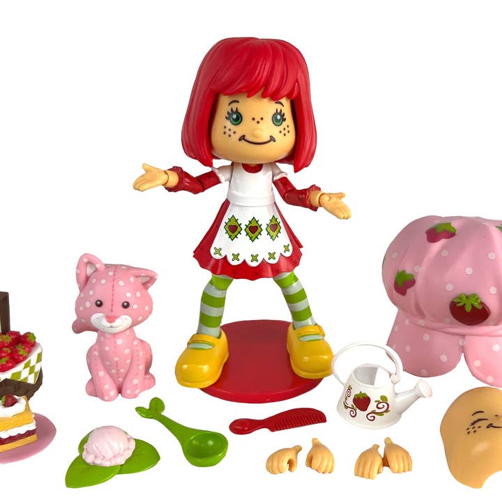 Boss Fight Studio Llc - Wholesale Figurine Toy - Kids - Strawberry Shortcake Action Figure: Strawberry Shortcake