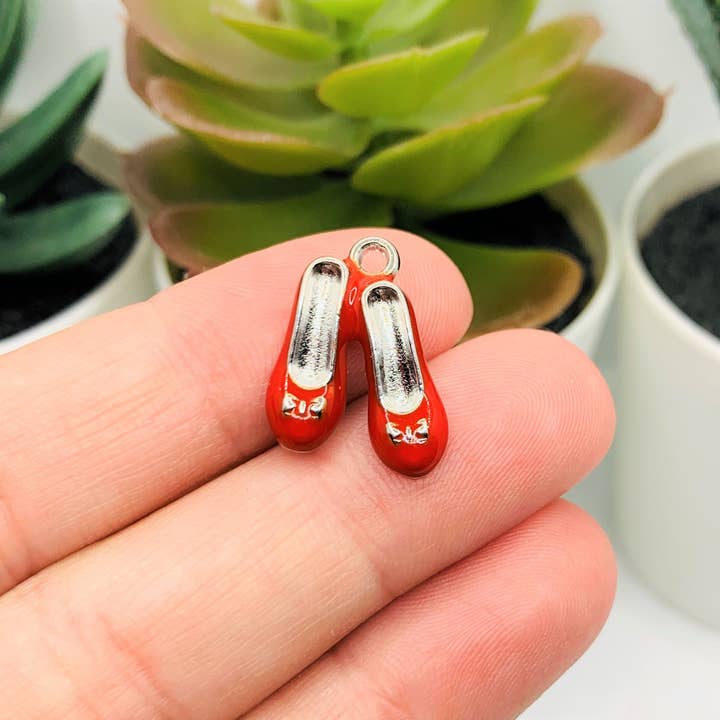 Guerrilla Charm - Wholesale Individual Charm/Pendant - Red Ruby Slipper Wizard of Oz 3D Charms, 19x14mm2