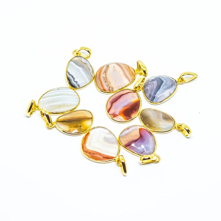 Quasar Gems USA - Wholesale Pendant/charm necklace - Agate Sterling Silver 18K Micron Abstract Pendant Necklaces2