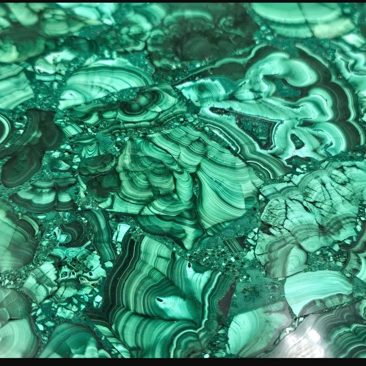 Distinction Crystals - Wholesale Spiritual Stone/Crystal - XL Malachite Crystal Plate / Tile3
