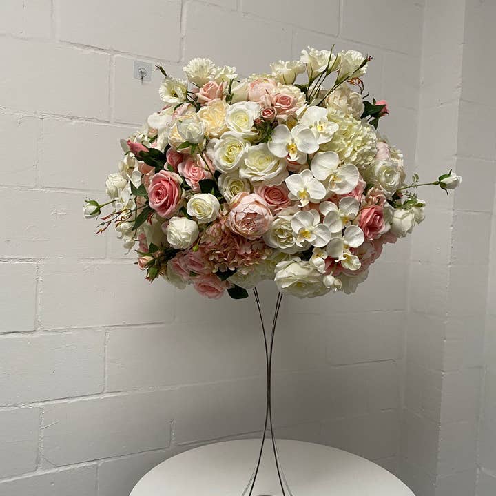 IVY CRUZ - Wholesale Artificial Flowers - Blush Large Artificial Flowers Table Centrepiece