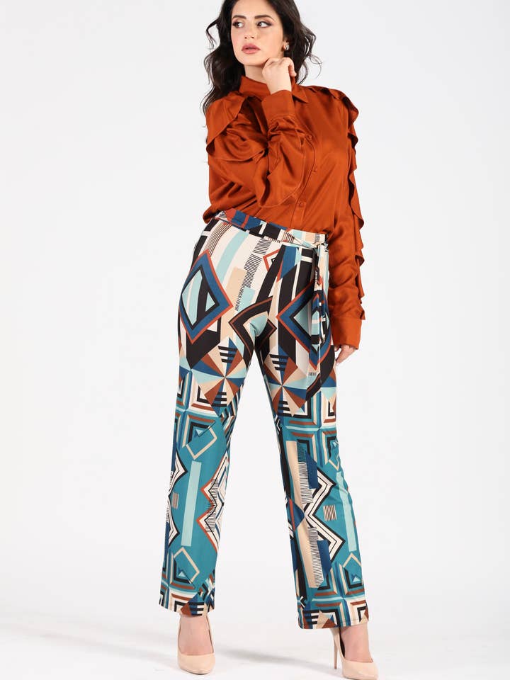 Camicia vajella con rouge sulle spalle per la vendita all'ingrosso da parte di Oltretempo