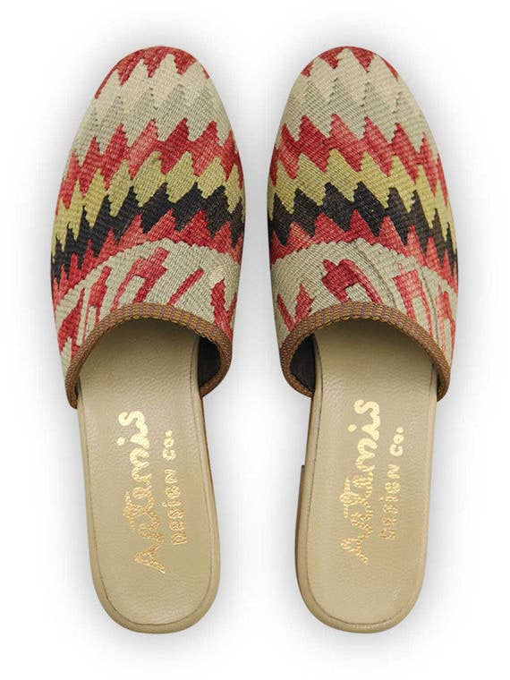 Sandales en kilim pour femmes - Taille 10 pour la vente par Artemis Design Co.