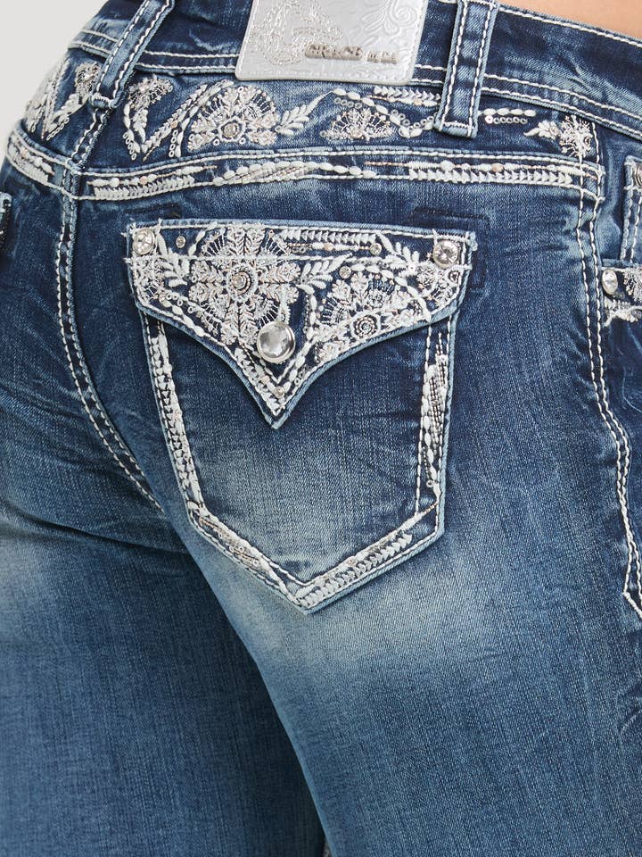 Bloemenborduurwerk / York Mid-Rise Bootcut 34" | EB-61987 voor wholesale door Grace in LA