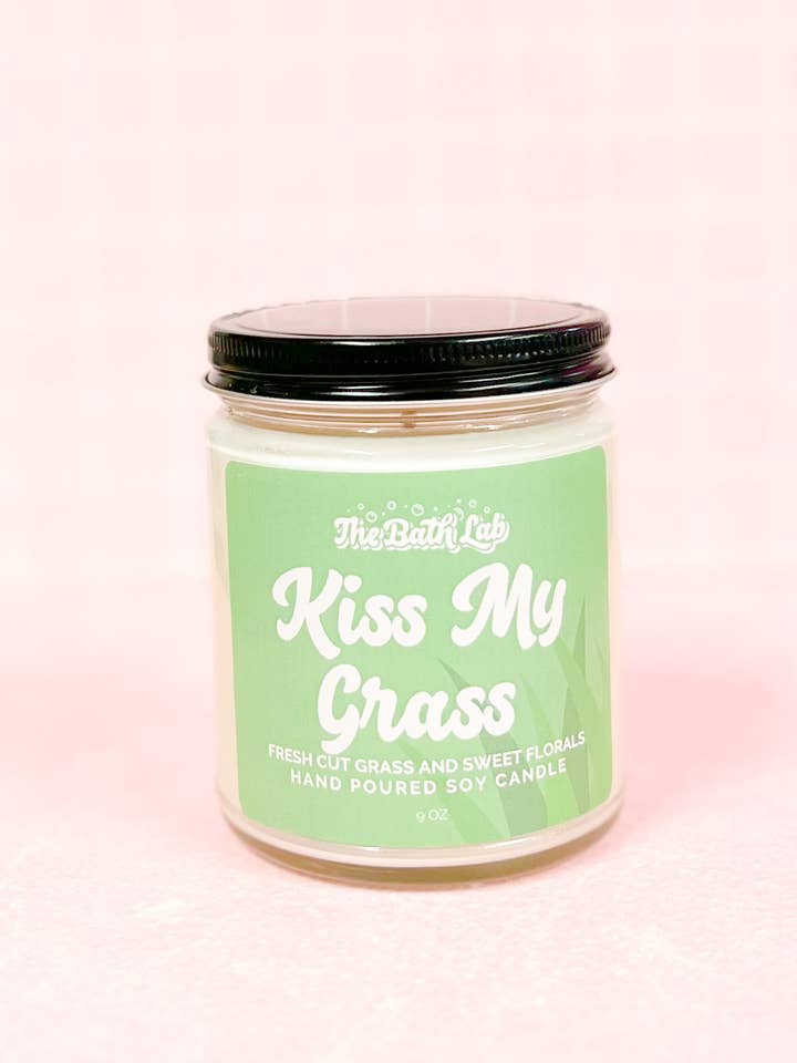 Vela de soja Kiss My Grass para venta al por mayor de The Bath Lab