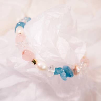 Sereniteit Marine Armband Aquamarijn En Barokke Parels voor wholesale door Pompon La Tulipe