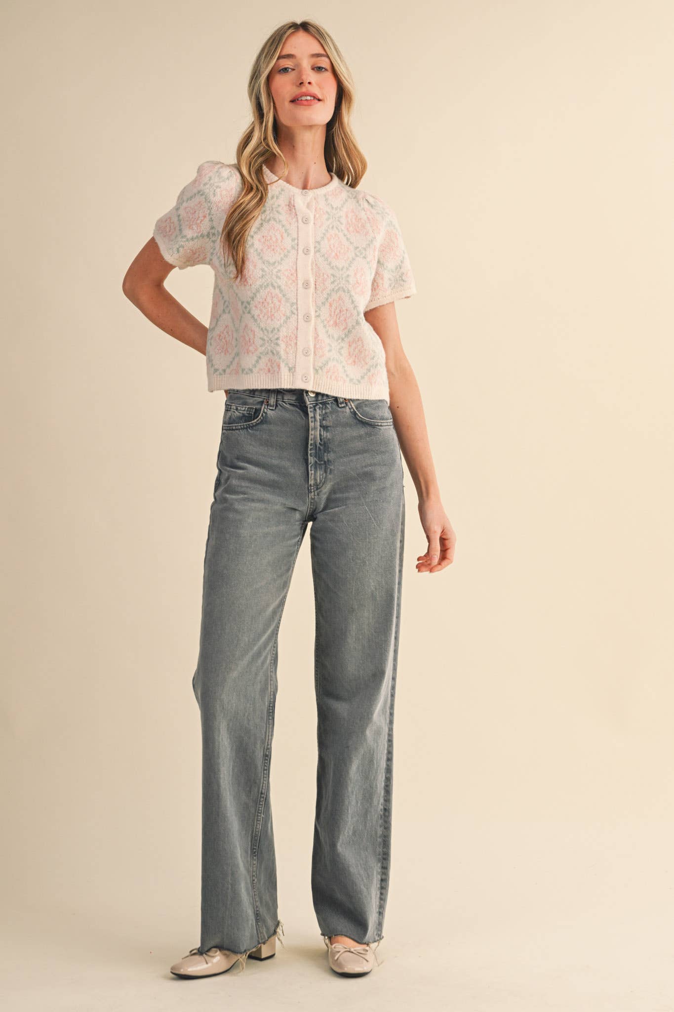 &MERCI - Wholesale Cardigan - Women's - FLORAL SHORT SLEEVE SWEATER CARDIGAN MSW1125852