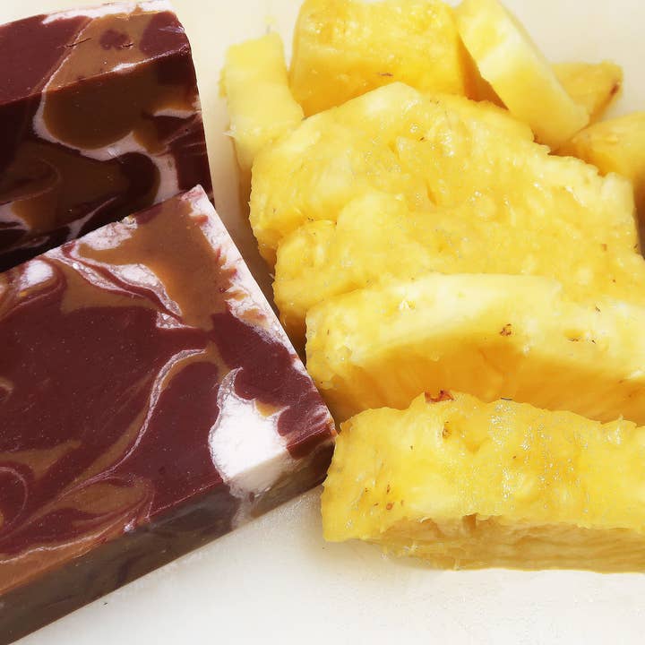 Savon artisanal artisanal RELAX & PROSPER pour la vente par Calming Artistry