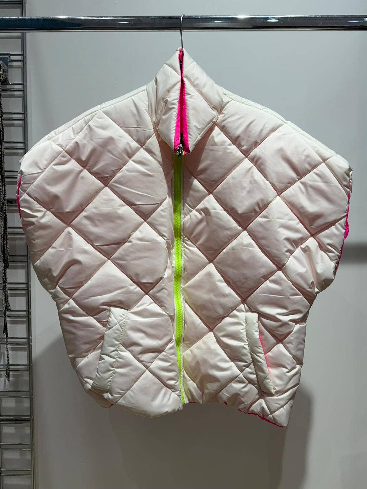 NOELINE - Wholesale Puffer Jacket - Women's - Reversible quilted jacket 8858-UNI9