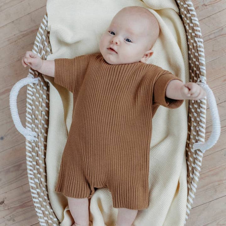 Valnød Ribb Romper for engroshandel hos Hunter and Rose