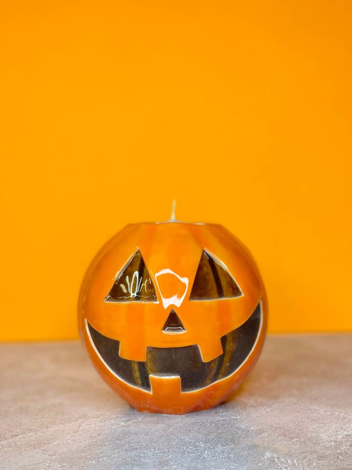 Jack-o-lantern for wholesale by Glow City Candles