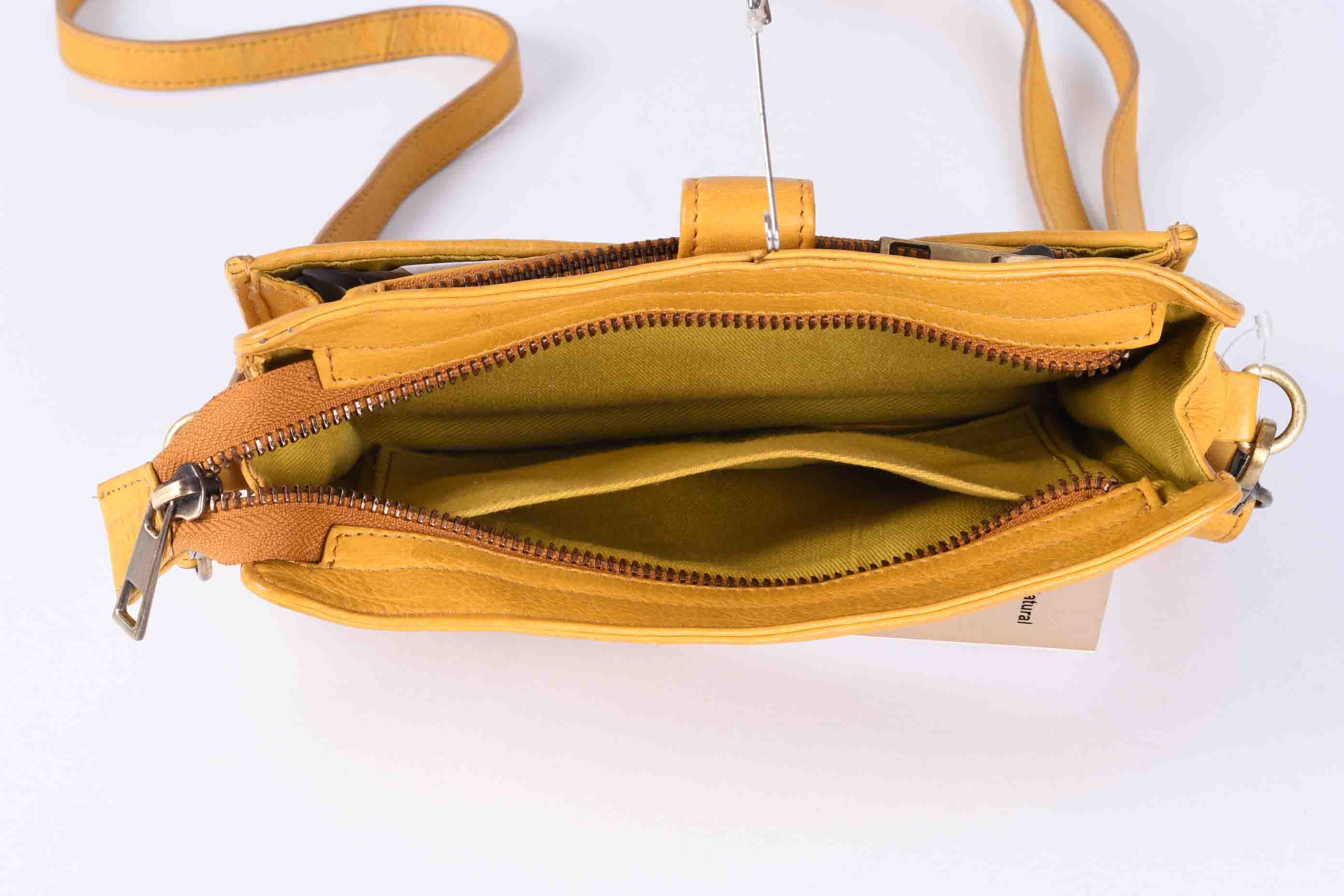 KOMPANERO – wholesale Crossbody bag – Women's – Handbag, Genuine Leather, Sling Bag - Camille2