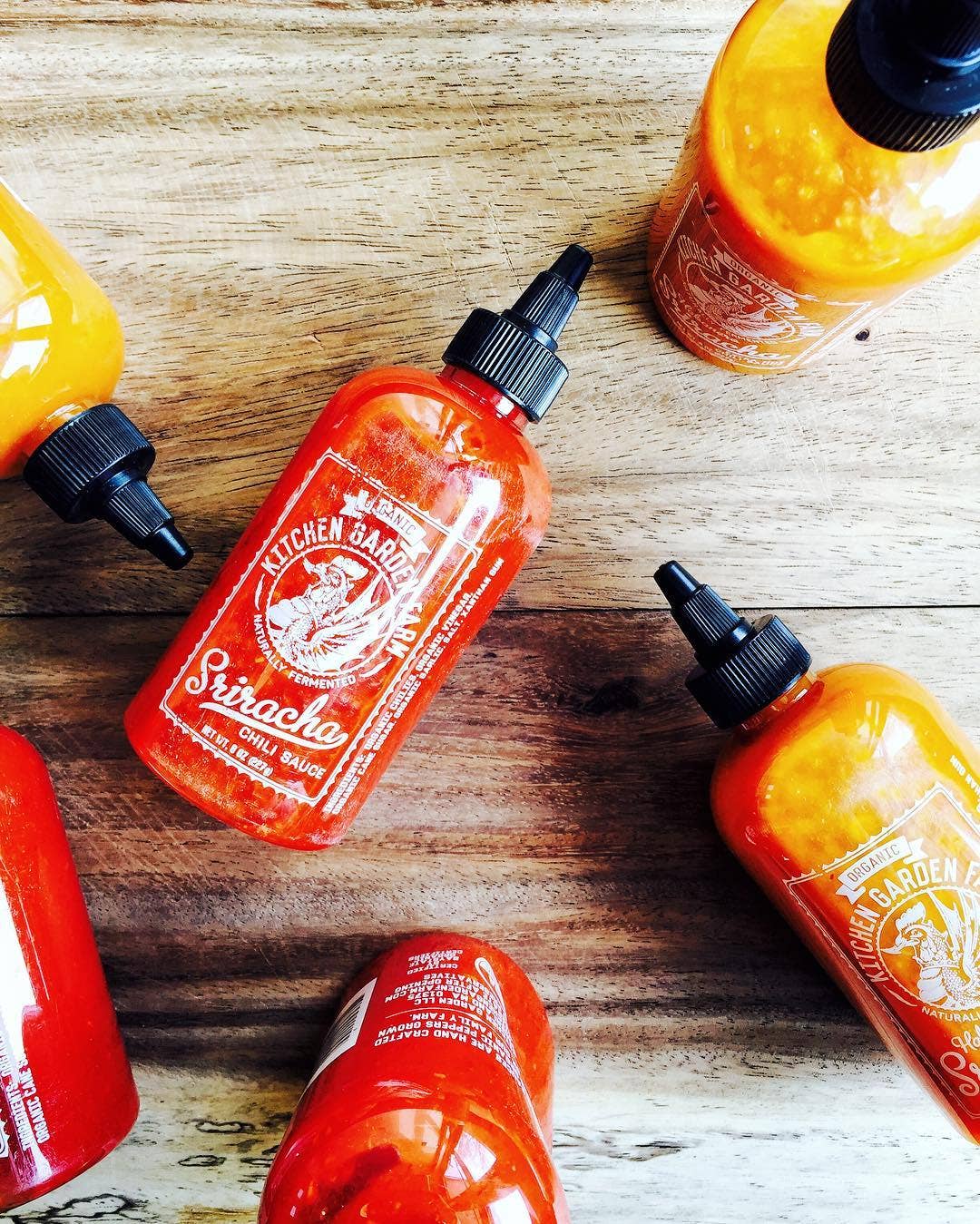 Kitchen Garden Farm – Engroshandel Hot sauce – Økologisk Sriracha, Original/Habanero2