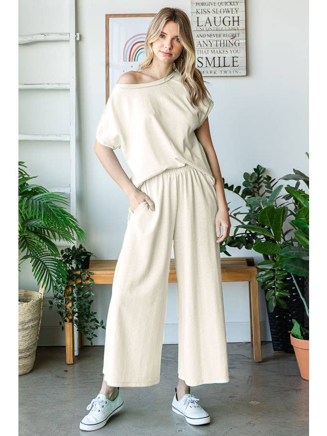 7th Ray - Wholesale Loungeset - Dames - Stevige Getextureerde Korte Mouw Wijde Pijpen Broek Lounge Set TP550417