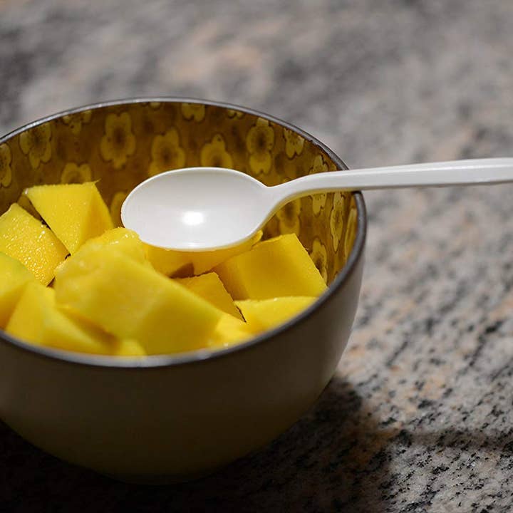 EcoQuality – wholesale Disposable tableware pack – Disposable Plastic Medium Weight Spoon White/Black Unwrapped6