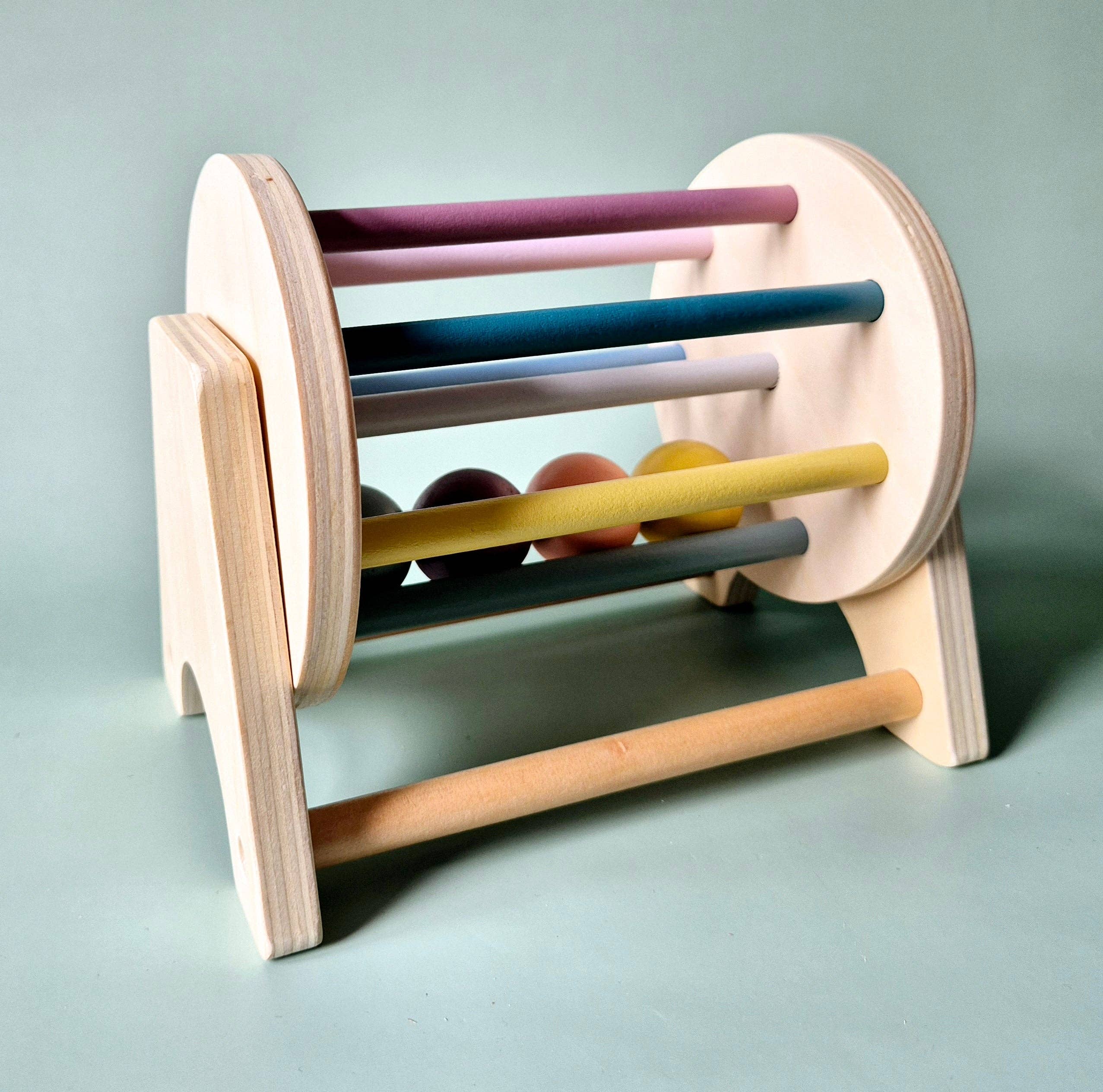 Rammelaartje - Wholesale Wood Toy - Kids - Wooden Rotating Montessori Wheel with Balls – Stimulates Motor Development4