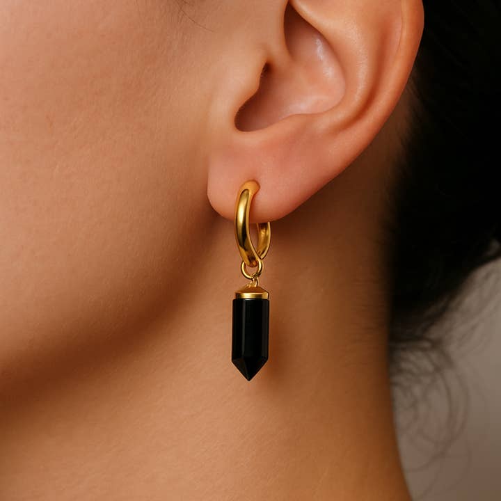 Brincos Pendentes com Pedra Natural Pontiaguda – Ouro 18K por atacado de PHOEBE´S