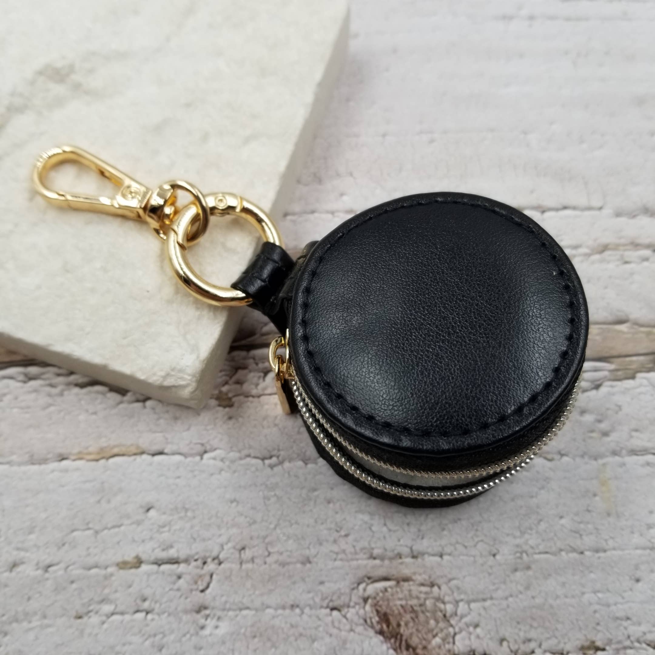 Treasure Wholesale - Wholesale Jewelry Box/Organizer - Portable Travel Mini Leather Jewelry Box6