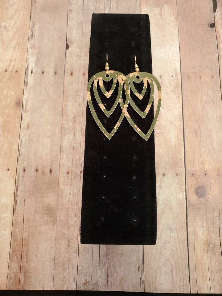 Brincos de lágrima invertidos com recorte por atacado de Creative Otters