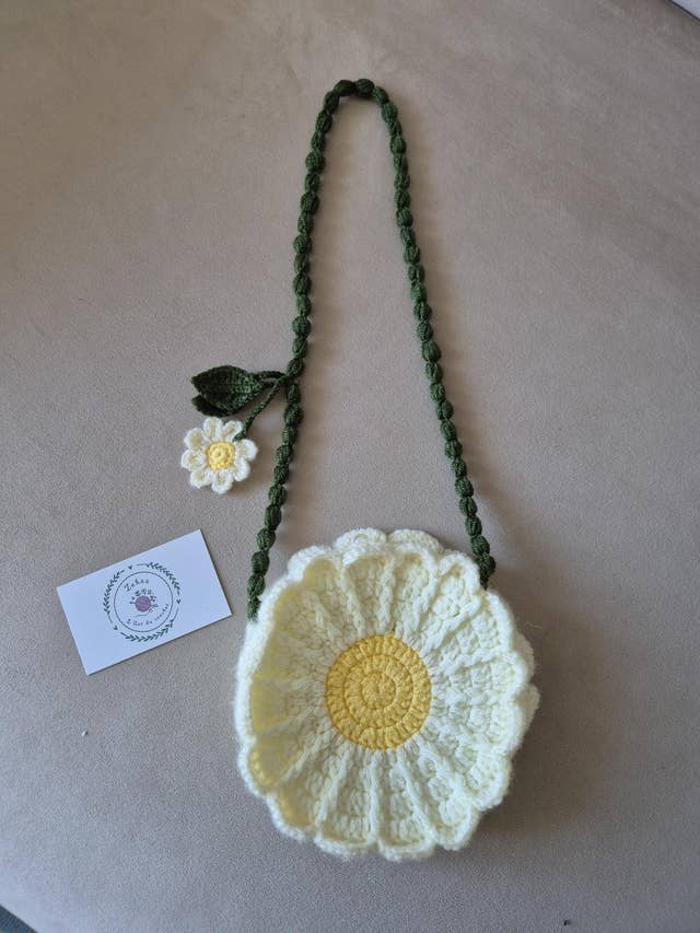 Mini borsa camomilla per la vendita all'ingrosso da parte di Zehra - L'Art du crochet