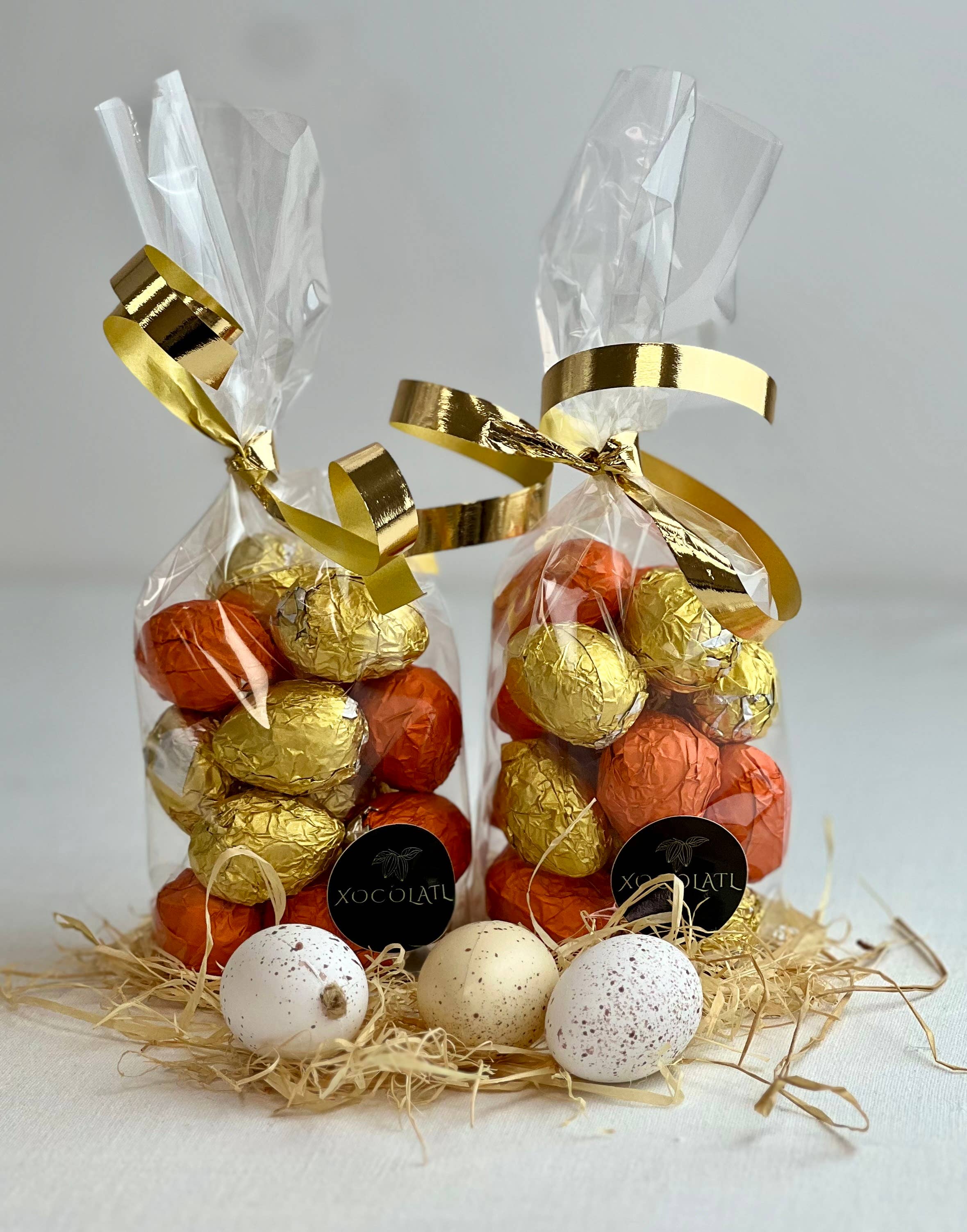 xocolatl - Wholesale Chocolate Covered Sweets - Mini Easter eggs with praline milk chocolate and caramel0