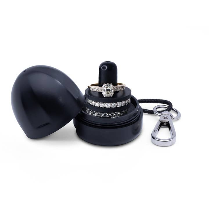 Ring Thing - Porte-bague étanche, accessoire de sport et de voyage pour la vente par Ring Thing