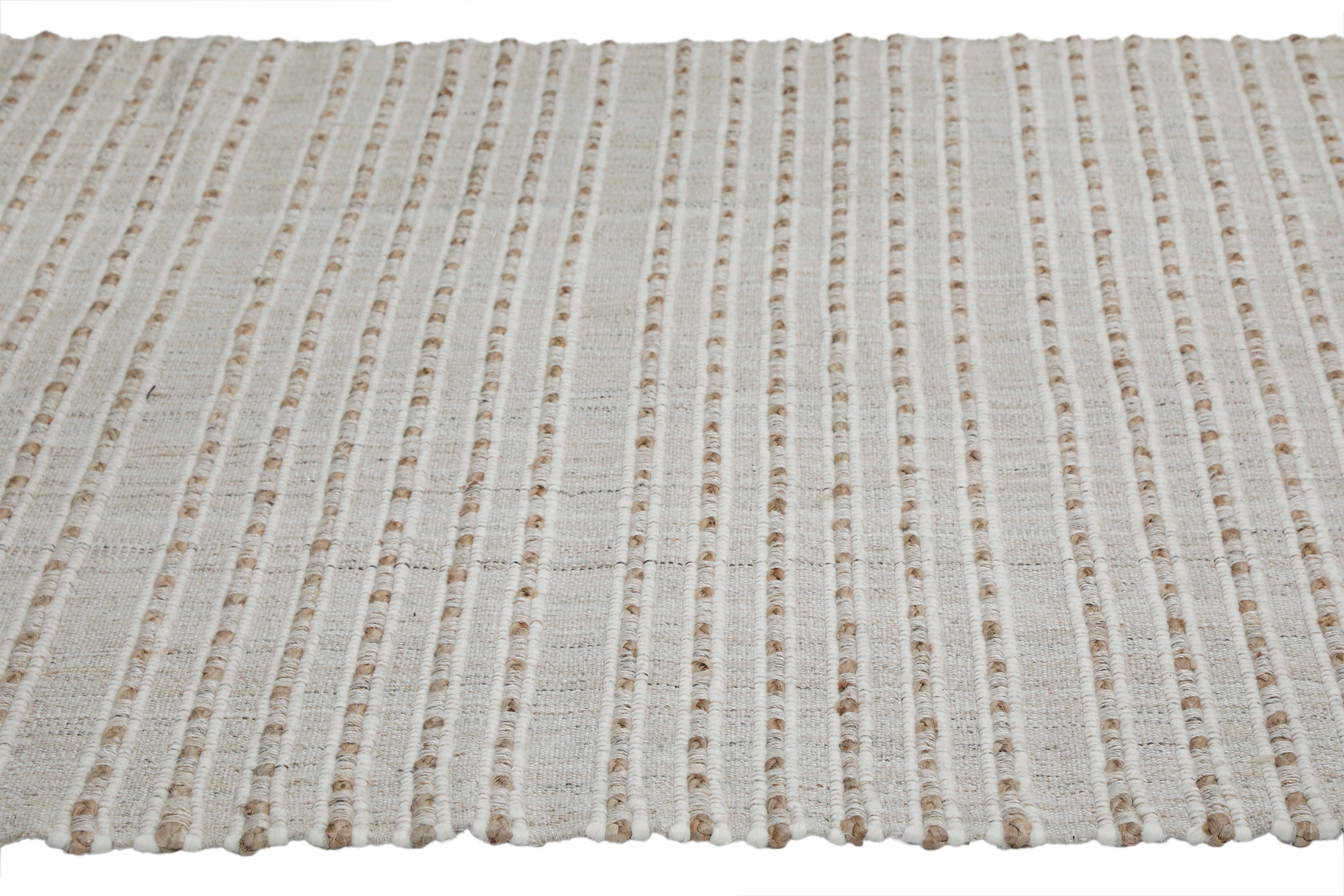 Sona Ivory Area Rug for wholesale on Faire3