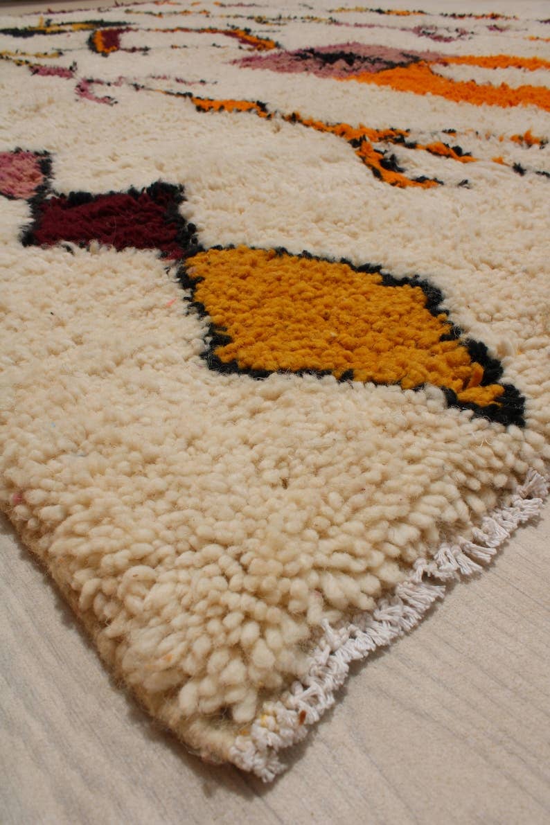 BohoVibeCraft - Vendita all'ingrosso Tappeto - Tappeto nero a diamante a zigzag in lana cremosa | Tappeto Beni Ourain fatto a mano6