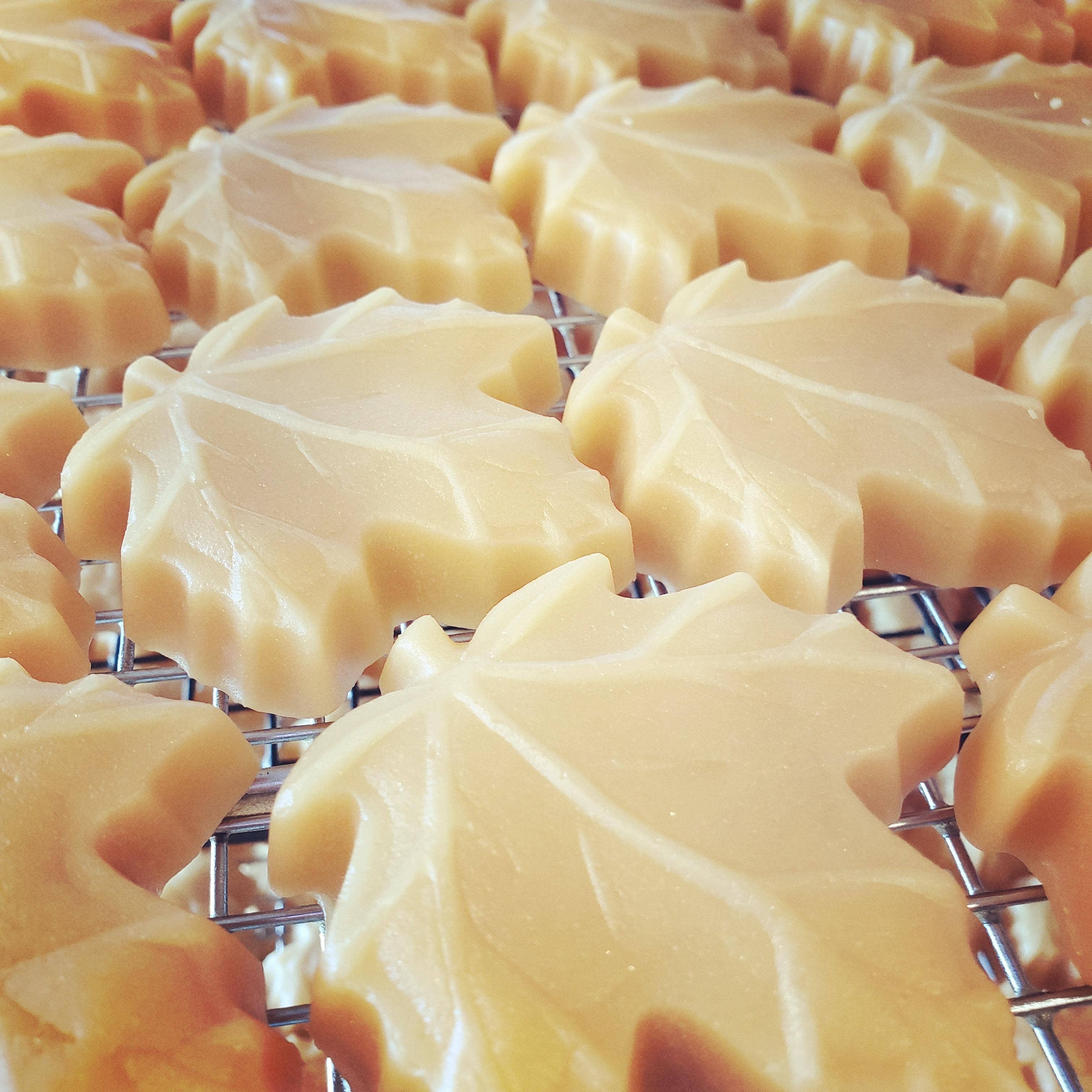 Ben's Sugar Shack – wholesale Boiled sweets – 1.4 Oz. Ben’s Box 4 Pack Leaf1