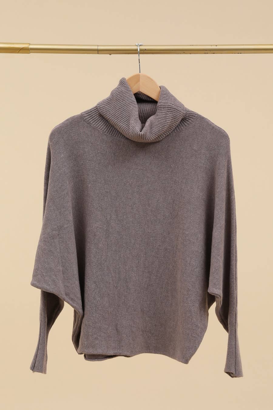 LÉA & LUC - Wholesale Knit Sweater - Women's - Turtleneck sweater REF. 614234