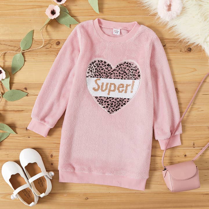 Robe sweat-shirt rose à sequins et à motif cœur pour fille pour la vente par PatPat