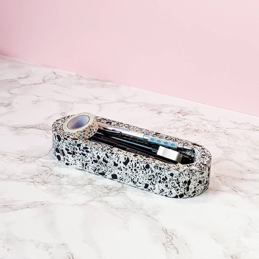 Hey Kiddo Co. - Venta al por mayor Organizadores de escritorio - Bandeja de papelería de terrazo blanco y negro