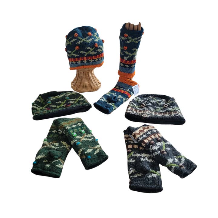 Evergreen Guardian Imports - Wholesale Beanie - Women's - H-31 & G-32 Set Of Hat& Handwarmers Embroidered Flower Stems1