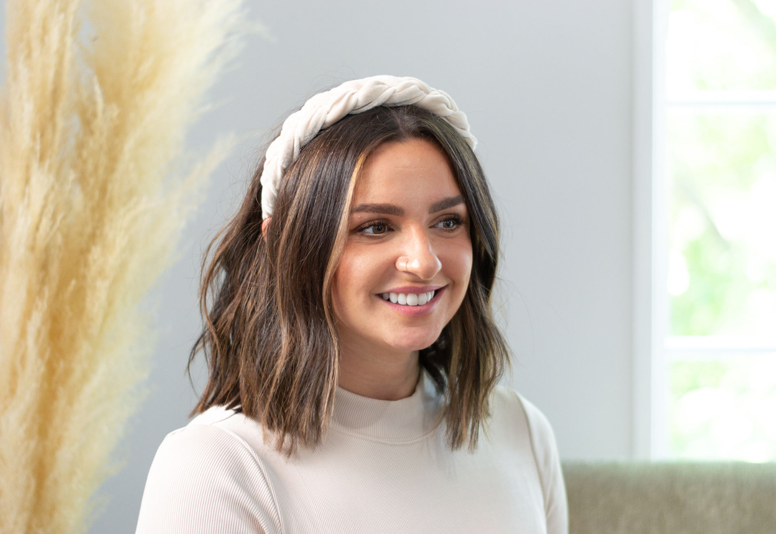 Femme Faire – wholesale Fashion headband – women's – Braided Headband - Velvet Headband - Women's Headband4