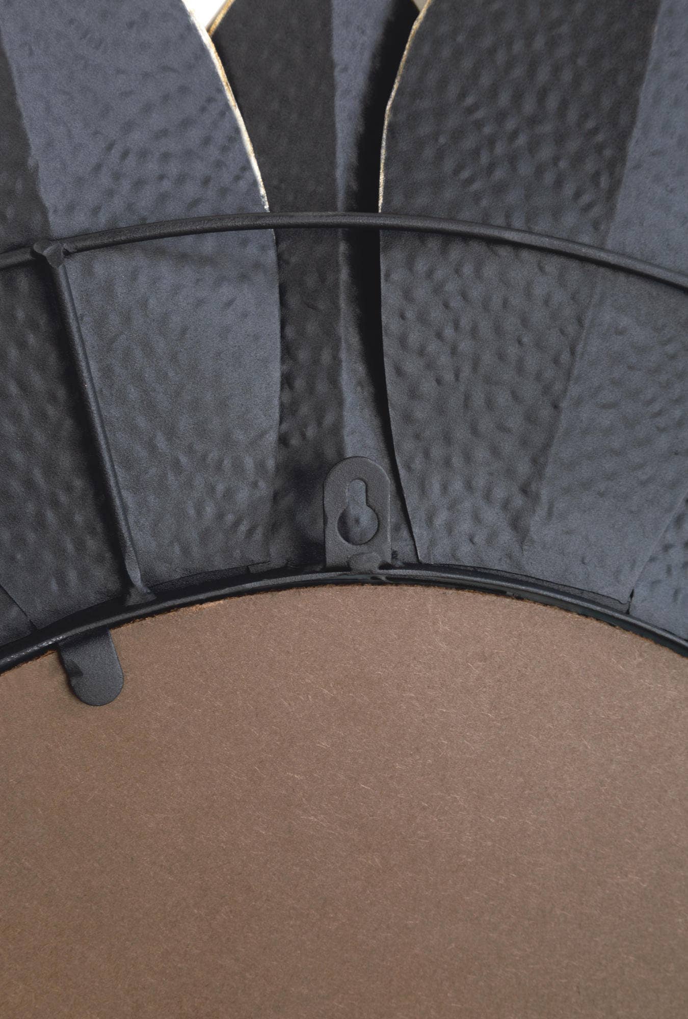 Tripar International - Vendita all'ingrosso Specchi da parete - Specchio decorativo da parete bianco/oro9