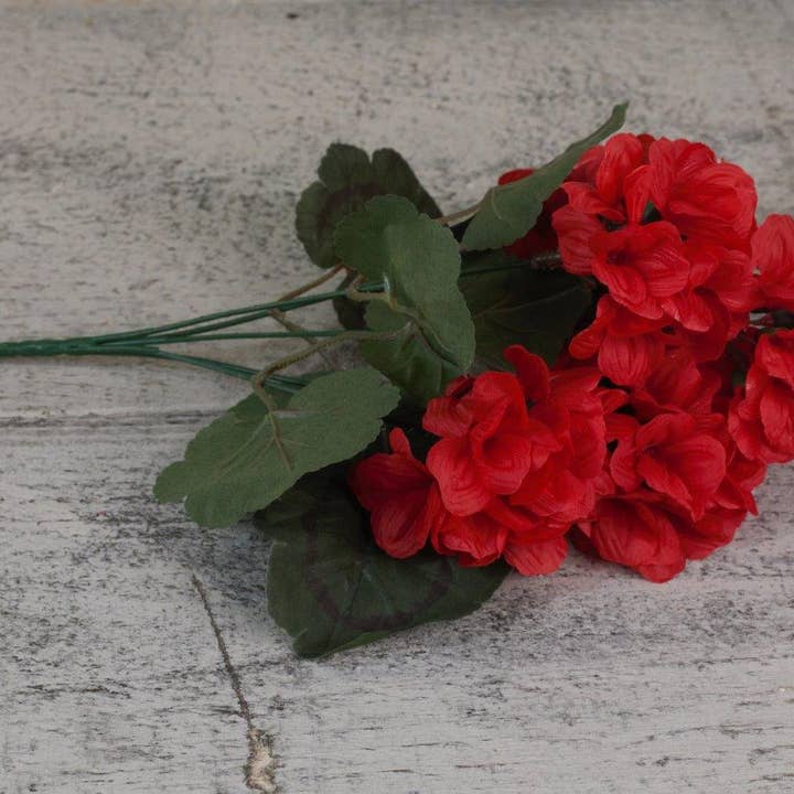 Wholesale Home Decor - Wholesale Artificial Flowers - Red Geranium 13in Pick