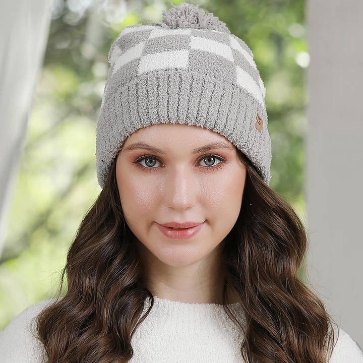 Sensibling Corp. - Wholesale Beanie - Women's - Checkered Beanie with Pom Pom15