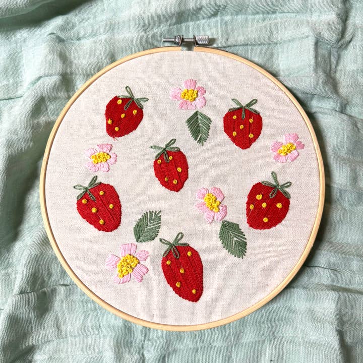 Kit de Bordado a Mano de Fresas para venta al por mayor de Plum Diddle