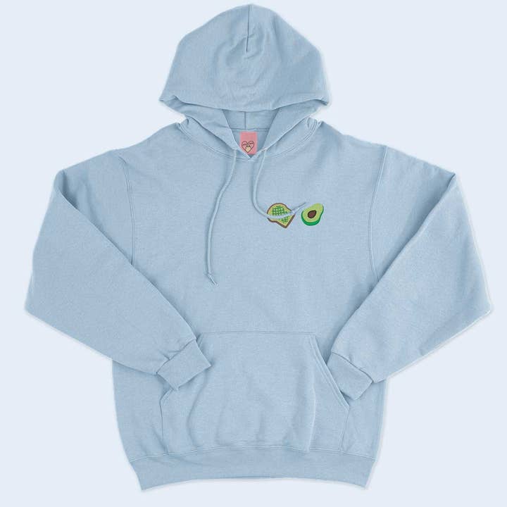 AVOCADO TOAST - Chandail à capuchon brodé unisexe pour la vente par SassySpud