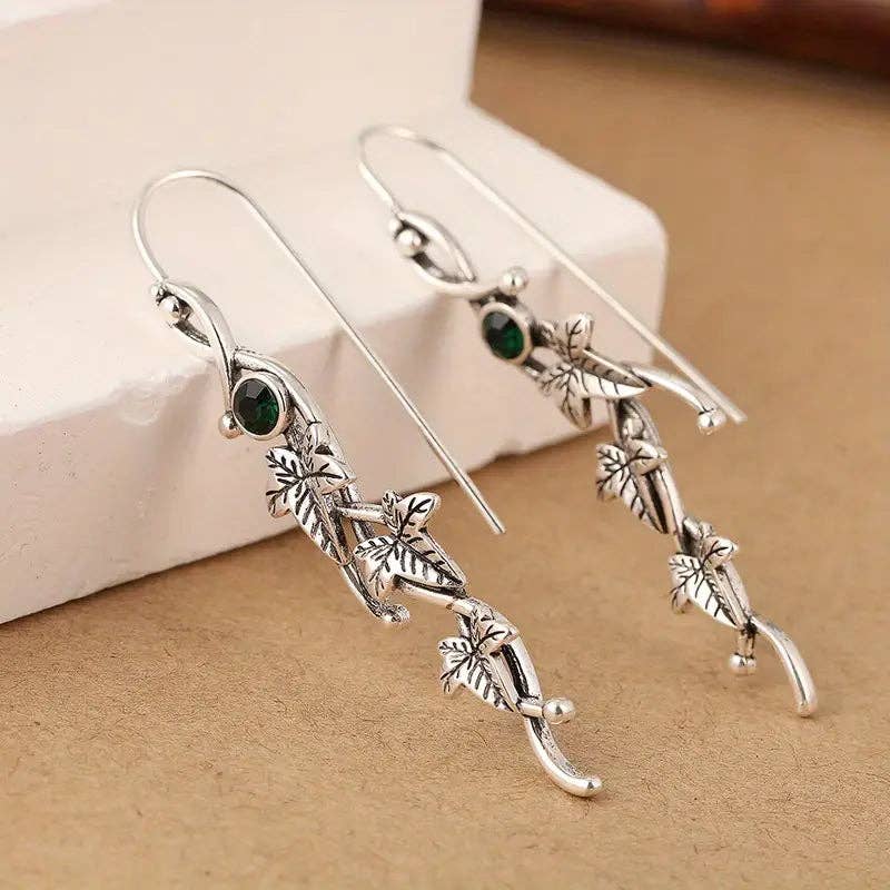 Huis Van Merken - Wholesale Dangle Earrings - Silver Ivy Leaf Earrings - Elf Plant Jewelry2