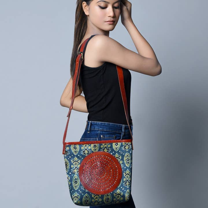 Classy Leather Bags – wholesale Tote bag – Women's – Heritage Ajrakh Leather Tote Bag3