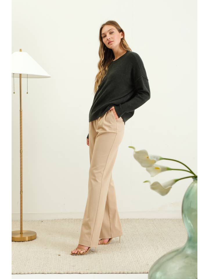The Workshop Studio - Wholesale Knit Sweater - Women's - SOLID CREWNECK FRONT SEAM KNIT SWEATER