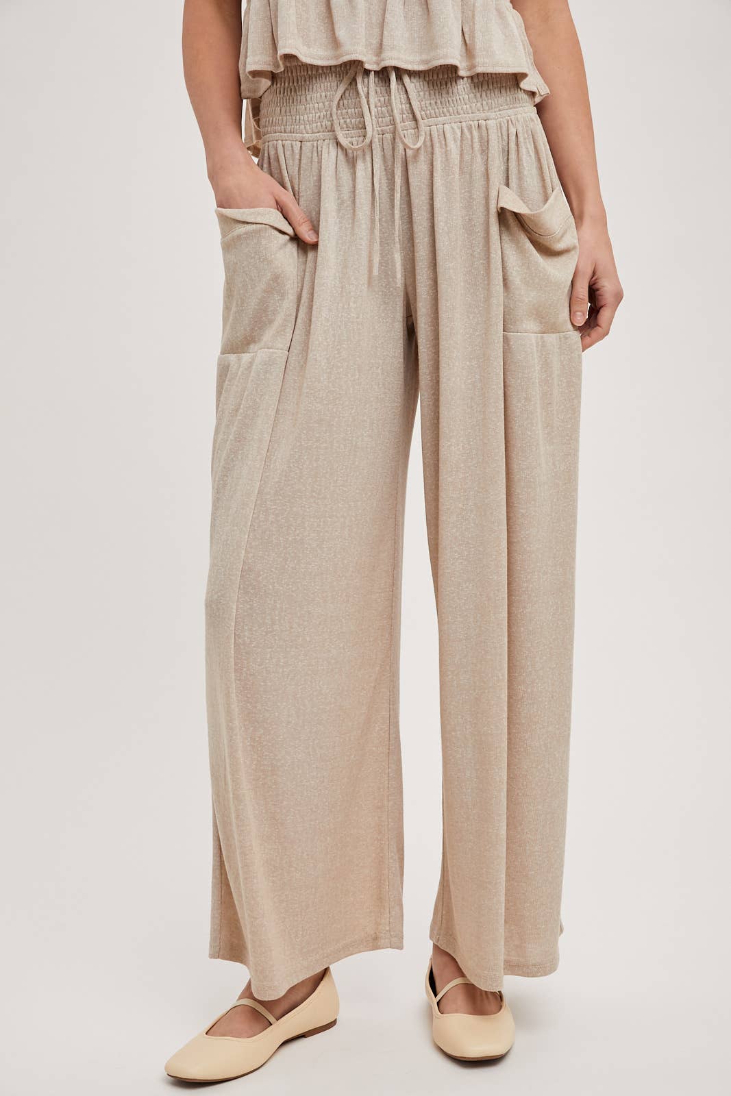 Bluivy – wholesale Set med topp och byxa – Dam – AVSLAPPNAD STICKAD SMOCKAD TOPP OCH BREDA BYXOR SET7