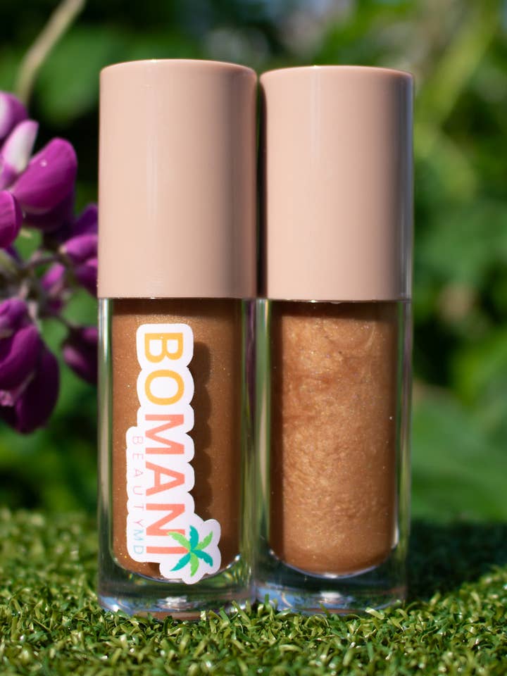 Brillo de Labios de Maracuyá - Arena (Marrón Arenoso) para venta al por mayor de Bomani Beauty MD