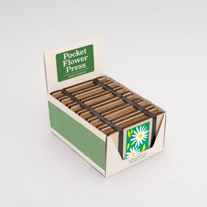 Studio Wald - UK Made - Wholesale DIY craft kit - Pocket Flower Press - Daisy3
