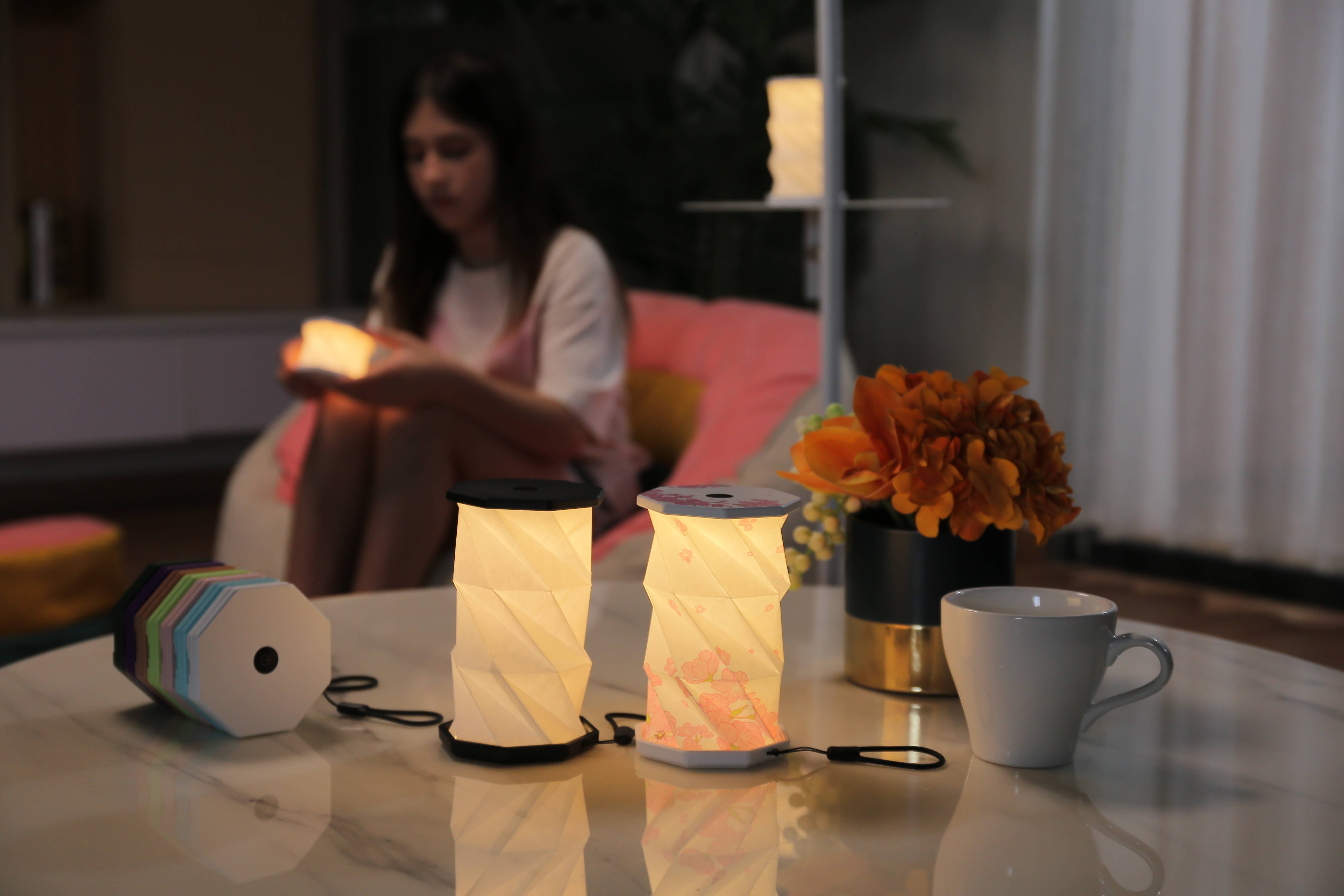 Illumates - Wholesale Accent/Desk Lamp - Illumates Blush Mini Folding Lamp7